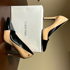 Two toned patent high heels
